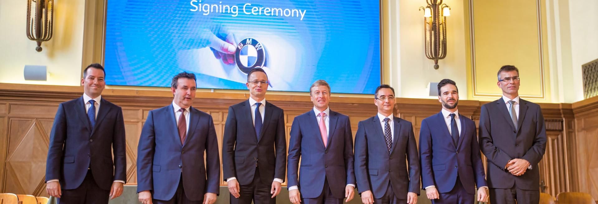 The first Hungarian investment contracts of the BMW have been signed - VIDEO REPORT